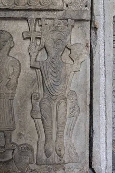 1075 dmitar zvonimir is crowned king of croatia
