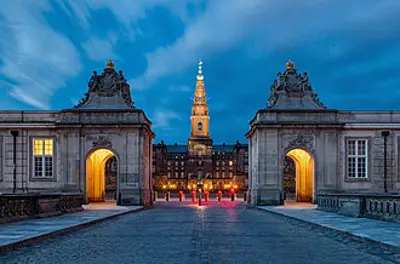 1523 copenhagen is surrounded by the army of frederick i of denma 06 10