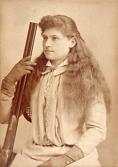 1860 annie oakley american target shooter died 1926 08 13