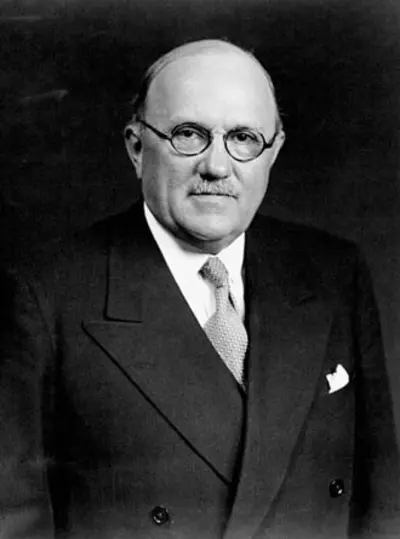 Ernest Lapointe, Canadian lawyer and politician, 18th Canadian Minister of Justice (died 1941)