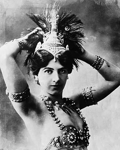Mata Hari, Dutch dancer and spy (died 1917)
