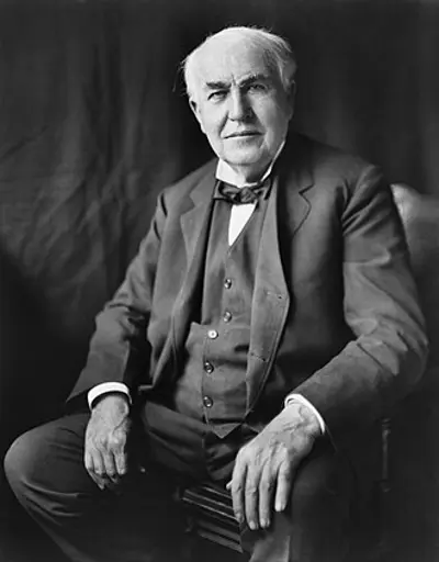 1897 thomas edison was granted a patent for the kinetoscope a pr 08 31
