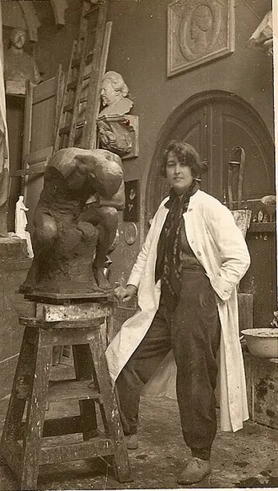1900 c. c