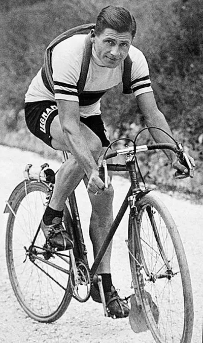 1902 alfredo binda italian cyclist died 1986 08 11