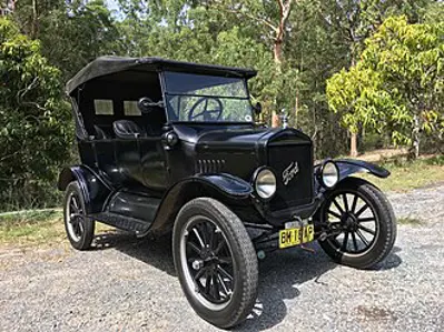 1908 ford model t automobiles are offered for sale at a price of 10 01