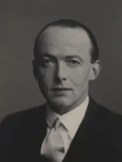 1909 peter thorneycroft baron thorneycroft english lawyer and p 07 26