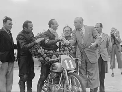 1911 nello pagani italian motorcycle racer and race car driver 10 11