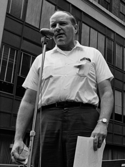 1915 david dellinger american activist died 2004 08 22