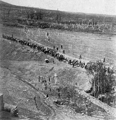 1915 french soldiers rescue over 4000 armenian genocide survivor 09 12