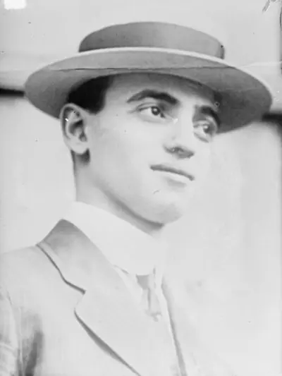 1915 jewish american leo frank is lynched in marietta georgia u 08 17