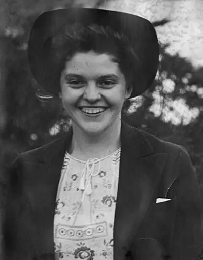 1916 helene baillargeon canadian singer and actress died 1997 08 28