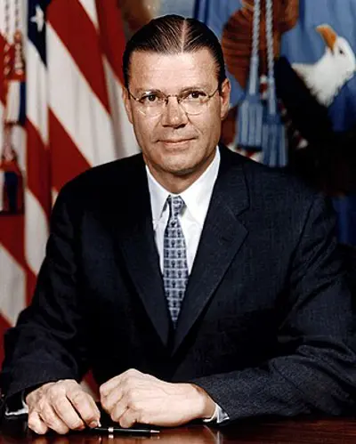 1916 robert mcnamara american businessman and politician 8th un 06 09