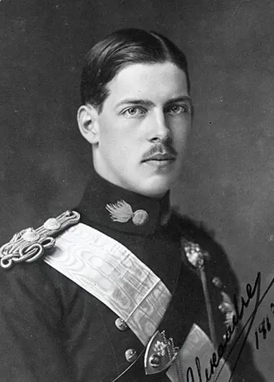 1917 alexander pictured was crowned king of greece succeeding 06 11