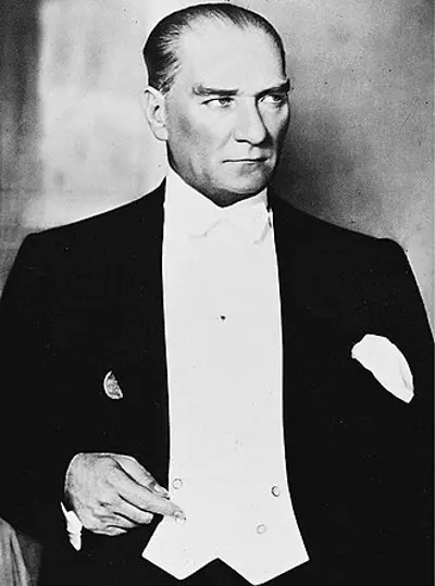 1919 mustafa kemal ataturk who founded the republic of turkey g 09 04
