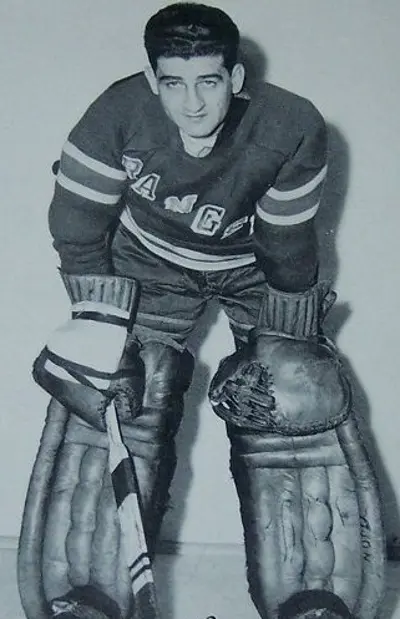1920 chuck rayner canadian ice hockey player died 2002 08 11