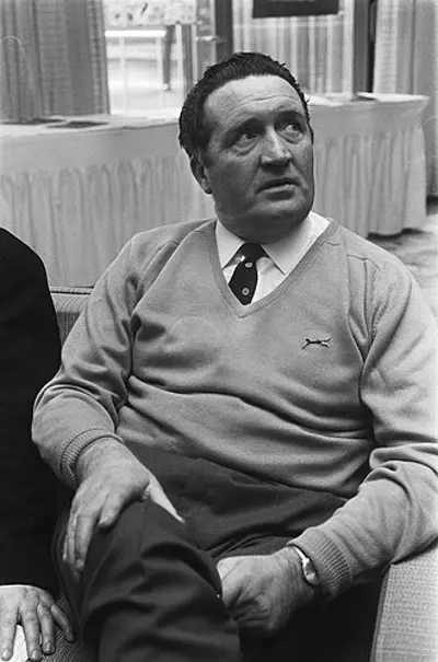 1922 jock stein scottish footballer and manager died 1985 10 05