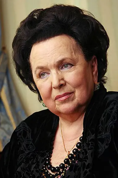 Galina Vishnevskaya, Russian-American soprano and actress (died 2012)