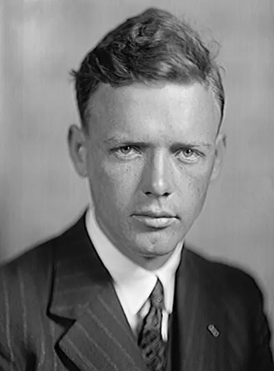 1927 charles lindbergh takes off for paris from roosevelt field i 05 20