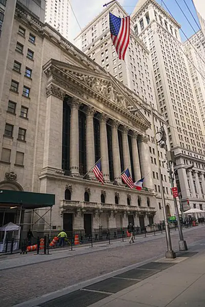 1929 black tuesday the new york stock exchange crashes ending t 10 29