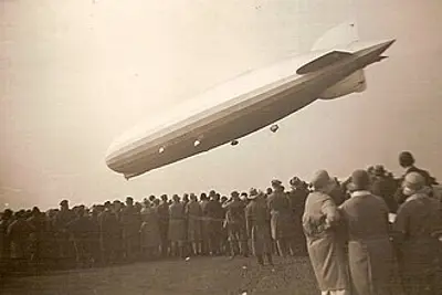 1929 the german airship graf zeppelin begins a round the world fl 08 08
