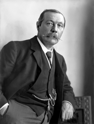 1930 arthur conan doyle british writer creator of sherlock holm 07 07