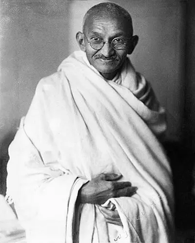 1932 mahatma gandhi and b. r