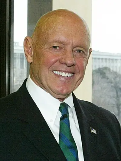 1932 stephen covey american author and educator died 2012 10 24