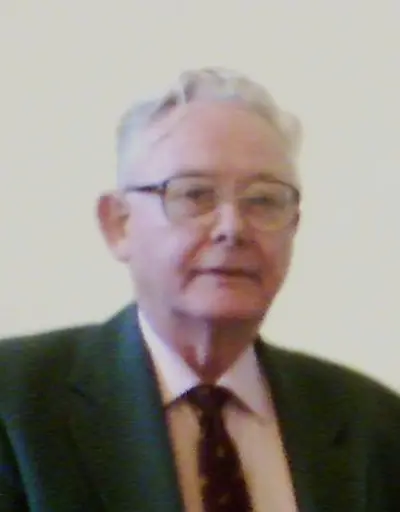 1933 peter mansfield english physicist and academic nobel prize 10 09