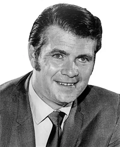 1934 tom heinsohn american basketball player coach and sportsc 08 26