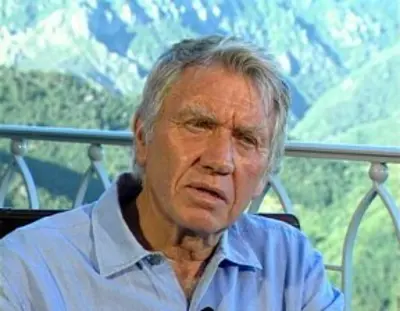 1935 don mccullin english photographer and journalist 10 09