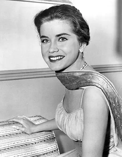 1938 dolores hart american actress and nun 10 20
