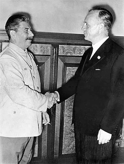 1939 nazi germany and the soviet union signed the molotovribbent 08 23