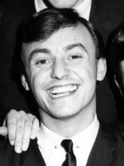 1942 gerry marsden english singer songwriter and guitarist died 09 24