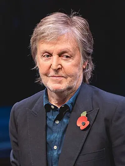 1942 paul mccartney english singer songwriter and guitarist 06 18
