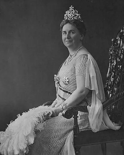 1942 queen wilhelmina of the netherlands becomes the first reigni 08 06