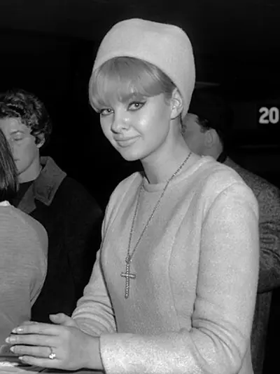 1944 mandy rice davies english model and actress died 2014 10 21