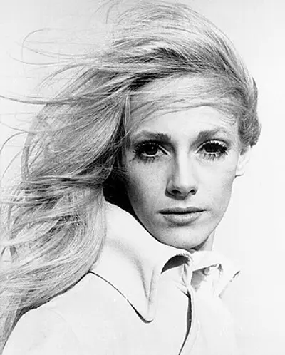1944 sondra locke american actress and director died 2018 05 28