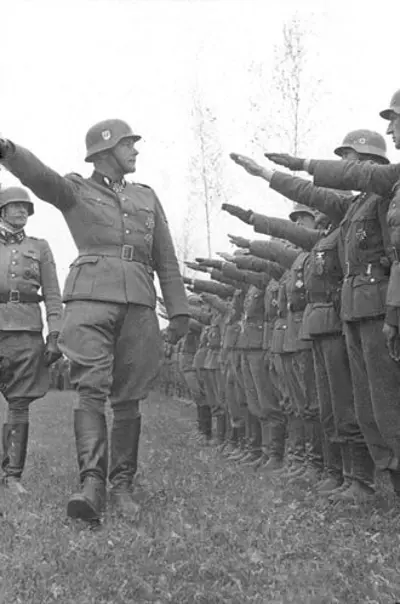 1944 waffen ss troops massacre 560 people in santanna di stazzem 08 12