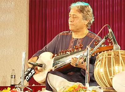 1945 amjad ali khan indian classical sarod player 10 09
