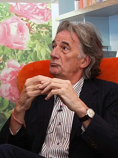 1946 paul smith english fashion designer 07 05