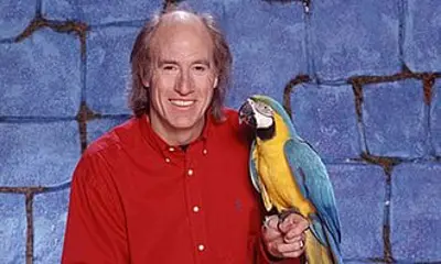 1946 terry nutkins english television host and author died 2012 08 12