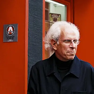 1947 stephen shore american photographer and educator 10 08
