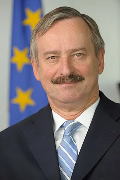 1948 siim kallas estonian politician prime minister of estonia 10 02