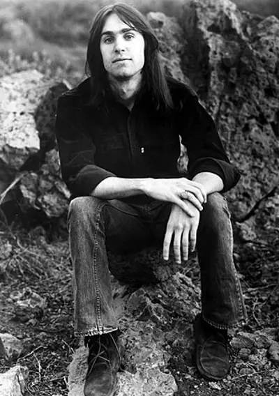 Dan Fogelberg, American singer-songwriter and guitarist (died 2007)