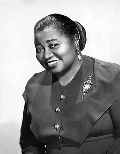 1952 hattie mcdaniel american actress and singer born 1895 10 26