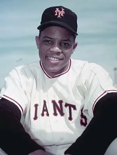 1954 willie mays pictured of the new york giants made the catch 09 29