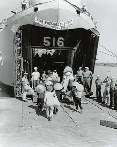 1955 operation passage to freedom the evacuation of 310000 viet 05 18