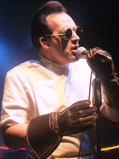 1956 david vanian english singer songwriter 10 12
