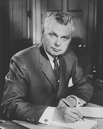 1957 john diefenbaker leads the progressive conservative party of 06 10