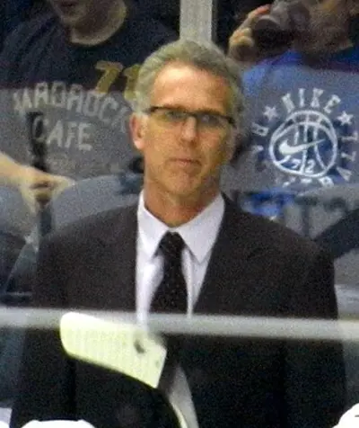 1958 craig mactavish canadian ice hockey player and coach 08 15